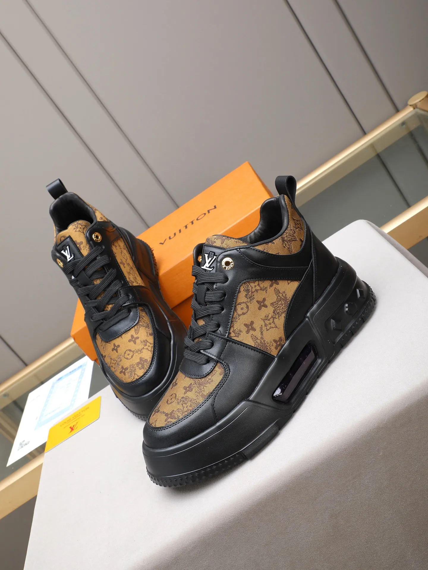 PP460 High Top Men's [LV] Autumn and winter high top classic hot style💝 👣👣Perfect last shape, beautiful design style 💋 💋This winter is no longer cold😢😢Cow leather➕LV special material➕Breathable sheep lining➕Non-slip and wear-resistant foam air cushion outsole🎩A must-have for fashionable men❗Number: 38-44 (45 custom-made) The real thing looks better🎬The real thing looks better👅, 5 colors to choose from